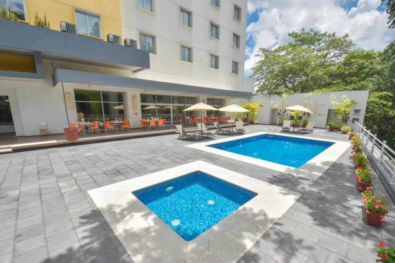 Hotel HB Córdoba Zewnętrze zdjęcie