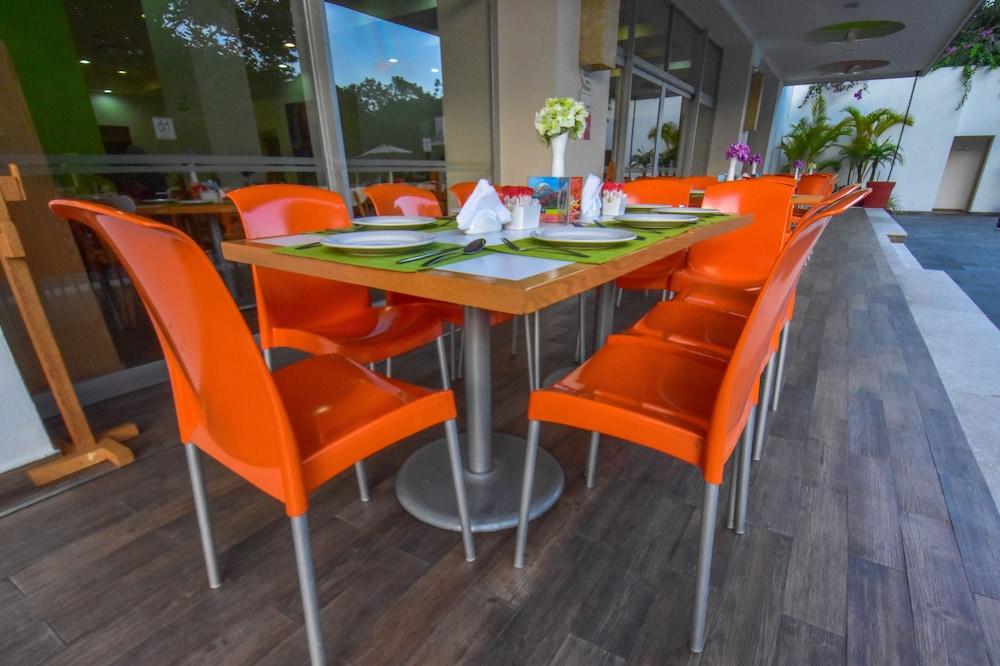 Hotel HB Córdoba Zewnętrze zdjęcie